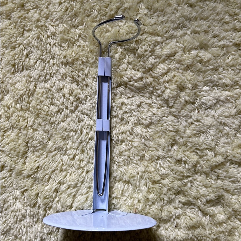 Doll Stands (2) - Picture 6 of 7